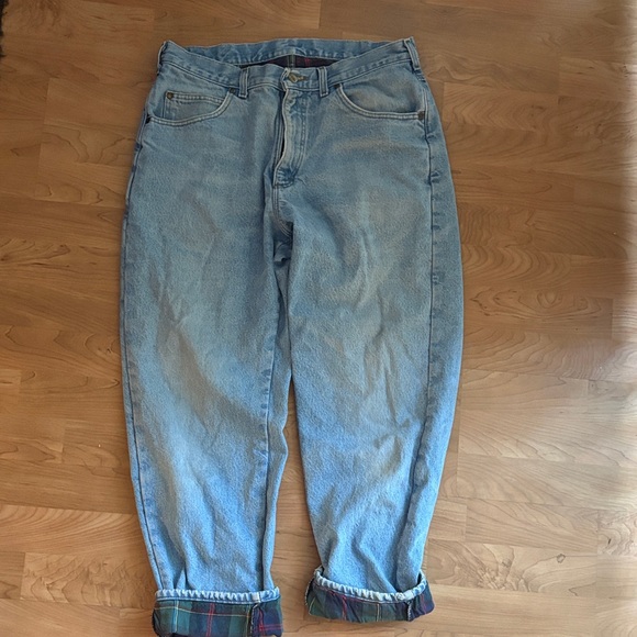 L.L. Bean Relaxed Fit Light Blue Jeans - Picture 1 of 5